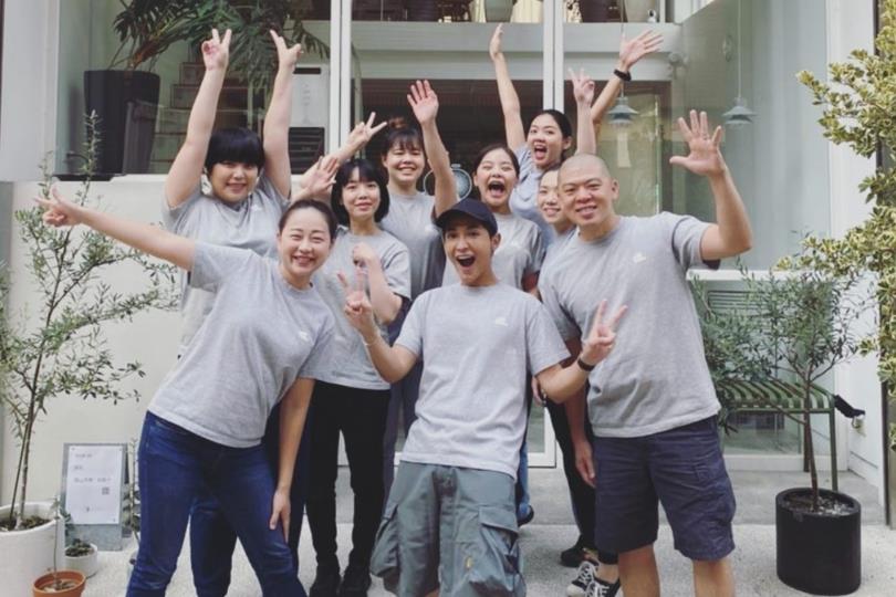 专访台南巷弄人气甜点店“移动的锅子”:是店也是家!故事要从一间承载情感的跨代宅说起 内容图3 女神网-大潮社TV实时追踪属于女人新资讯的综合网站! 专访台南巷弄人气甜点店“移动的锅子”:是店也是家!故事要从一间承载情感的跨代宅说起 专访故事 图3张