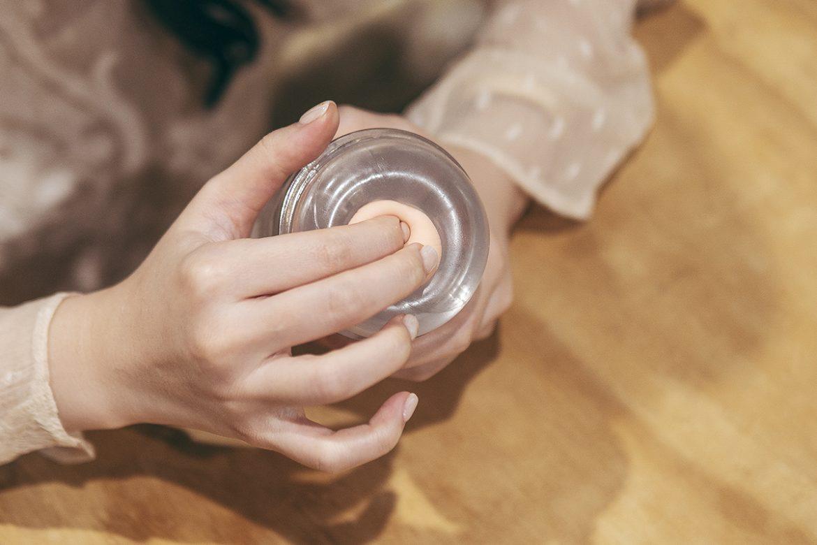 不惧眼光用群众募资跨入情趣市场!郑家纯:“全赴责任感做品牌,将‘性’议题正常化、不需歧视它的存在。” 内容图2 女神网-大潮社TV实时追踪属于女人新资讯的综合网站! 不惧眼光用群众募资跨入情趣市场!郑家纯:“全赴责任感做品牌,将‘性’议题正常化、不需歧视它的存在。” 专访故事 图2张