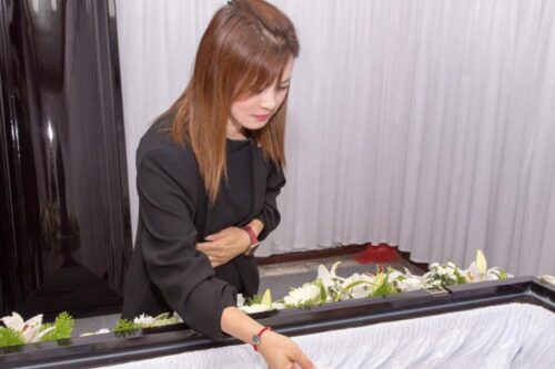 失去并不可怕，可怕的是没有活在当下！礼仪师许淑瑛分享：未来难以掌握，就更该把握当下的生命