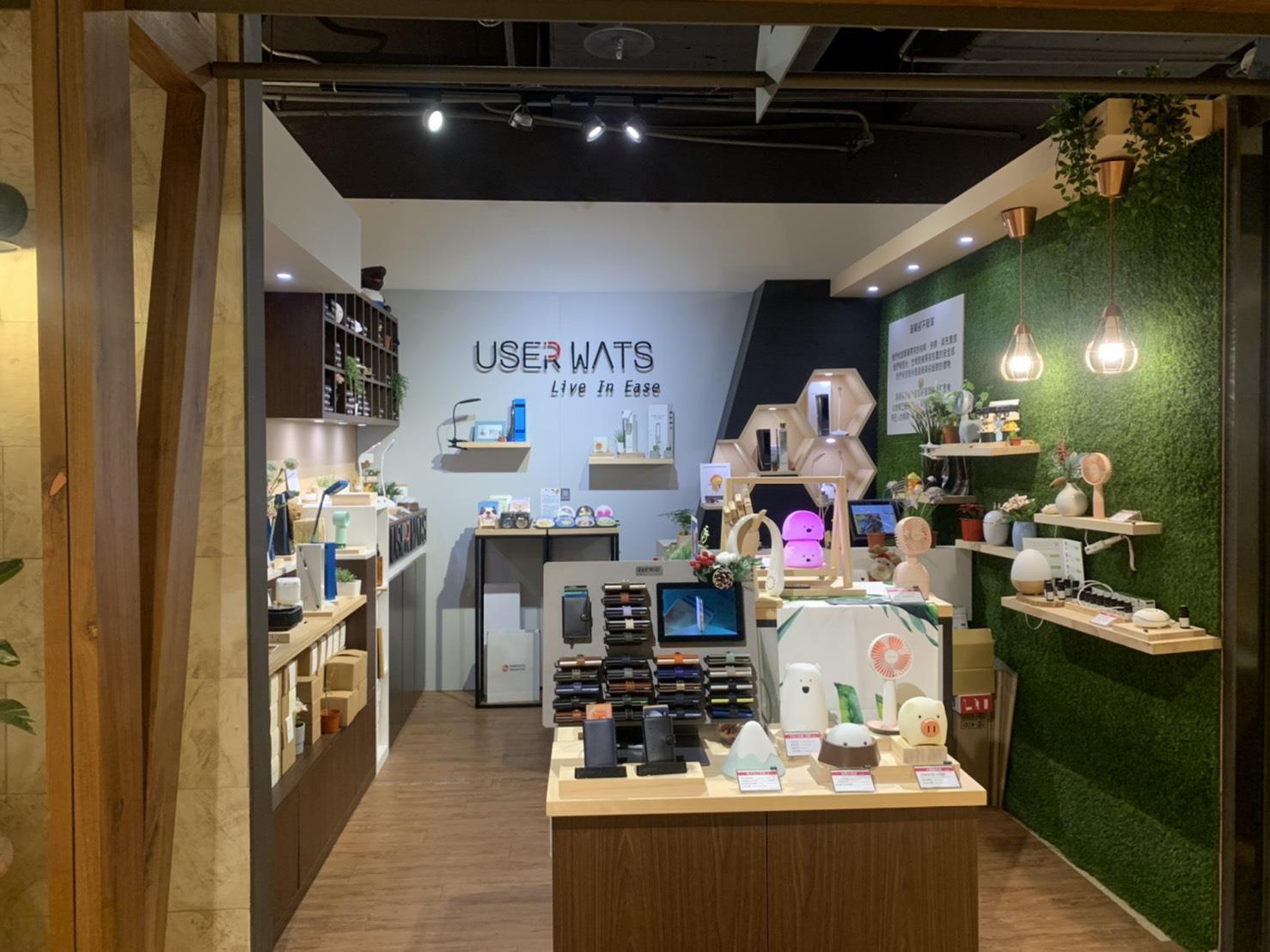 抛开二代的束缚!USERWATS 营运长简瑞莹用初心点亮未来,开创夜灯市场的隐性需求 内容图4 女神网-大潮社TV实时追踪属于女人新资讯的综合网站! 抛开二代的束缚!USERWATS 营运长简瑞莹用初心点亮未来,开创夜灯市场的隐性需求 专访故事 图4张