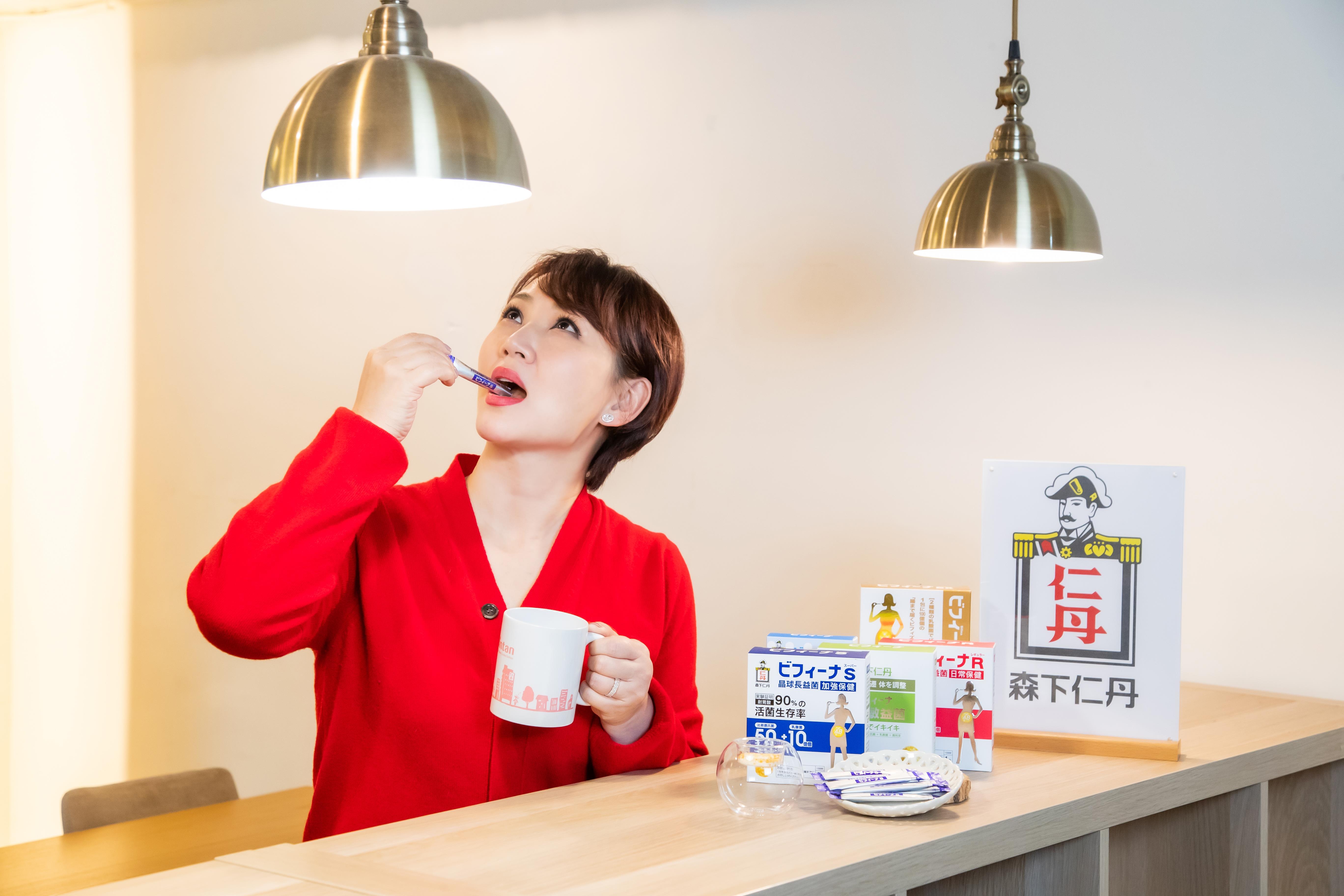 “好门媳妇”郁方的健康幸福人生:让正向的信念,引领我们步入顺畅人生! 内容图5 女神网-大潮社TV实时追踪属于女人新资讯的综合网站! “好门媳妇”郁方的健康幸福人生:让正向的信念,引领我们步入顺畅人生! 专访故事 图5张