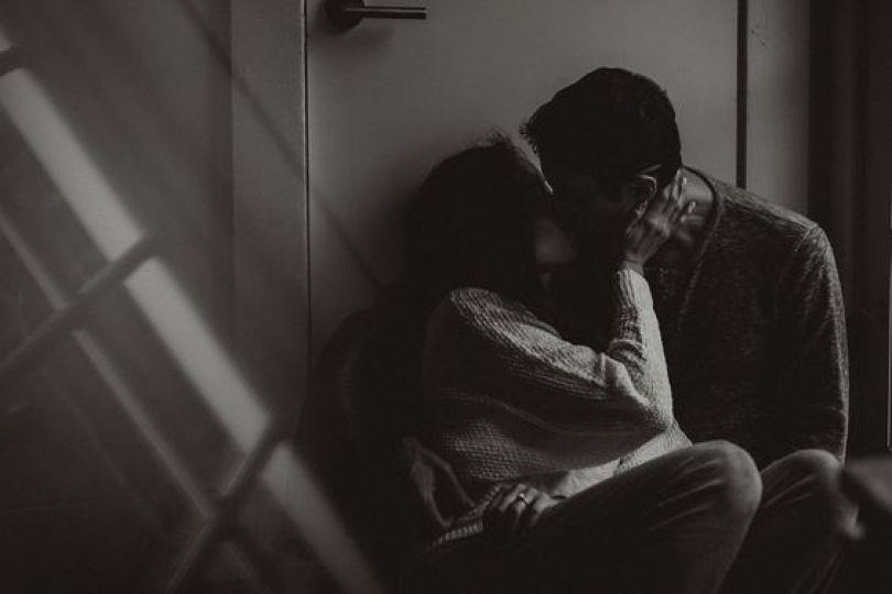 “Some kisses a day keep the doctor away. ” 最幸福的瘦身方式,让健康跟感情同时加值 内容图2 女神网-大潮社TV实时追踪属于女人新资讯的综合网站! “Some kisses a day keep the doctor away. ” 最幸福的瘦身方式,让健康跟感情同时加值 愈心灵 图2张