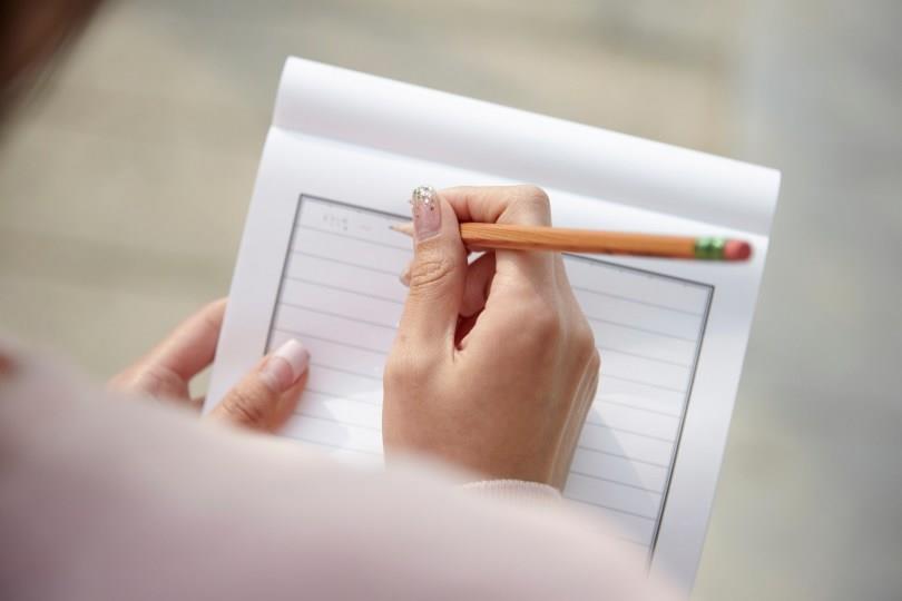 【购？不够？】摆脱无目的花钱的恶性循环！支艺桦用 20 年消费高手经验，分析市场演变与藏在绚丽外表下的陷阱