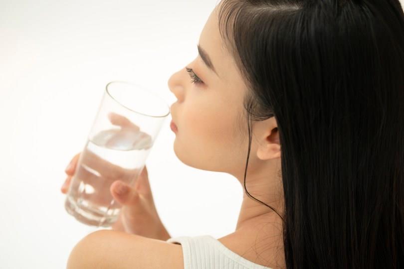 【购?不够?】从心理学探讨购物的本质 :我们是真的想买,还是只是想填补内在的不安? 内容图4 女神网-大潮社TV实时追踪属于女人新资讯的综合网站! 【购?不够?】从心理学探讨购物的本质 :我们是真的想买,还是只是想填补内在的不安? 愈心灵 图4张