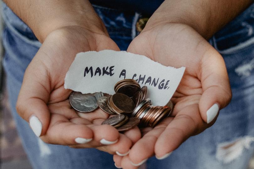 《打造小小巴菲特 赢在起跑点:陈重铭的亲子理财 15 堂课》:培养富脑袋,让孩子的未来有另一种可能 内容图2 女神网-大潮社TV实时追踪属于女人新资讯的综合网站! 《打造小小巴菲特 赢在起跑点:陈重铭的亲子理财 15 堂课》:培养富脑袋,让孩子的未来有另一种可能 愈心灵 图2张