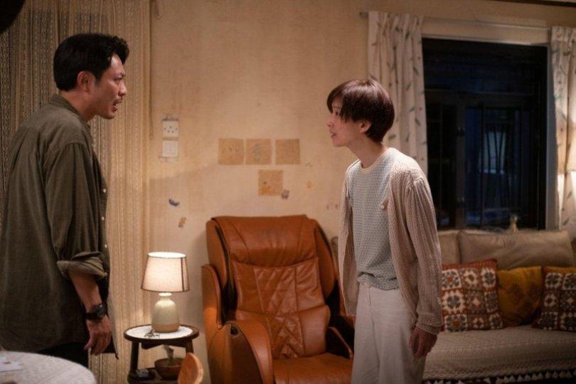 郑秀文主演《流水落花》：在组建家庭的过程，不断学习成为更好的“家人” 新学堂 图2张