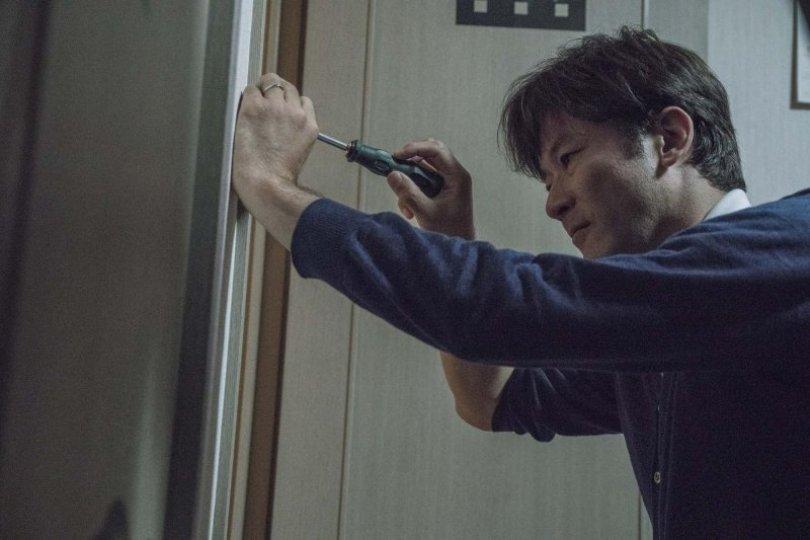 《亲爱的外人》:浅野忠信演出再生家庭的困境与突破 内容图1 女神网-大潮社TV实时追踪属于女人新资讯的综合网站! 《亲爱的外人》:浅野忠信演出再生家庭的困境与突破 新学堂 图1张