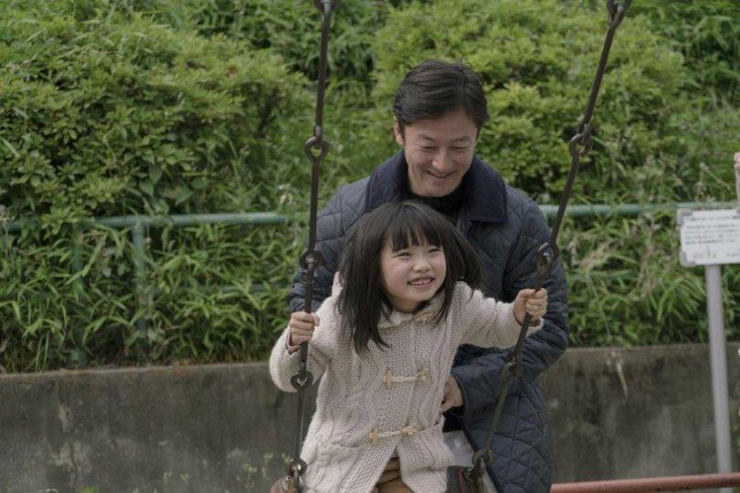 《亲爱的外人》:浅野忠信演出再生家庭的困境与突破 内容图2 女神网-大潮社TV实时追踪属于女人新资讯的综合网站! 《亲爱的外人》:浅野忠信演出再生家庭的困境与突破 新学堂 图2张