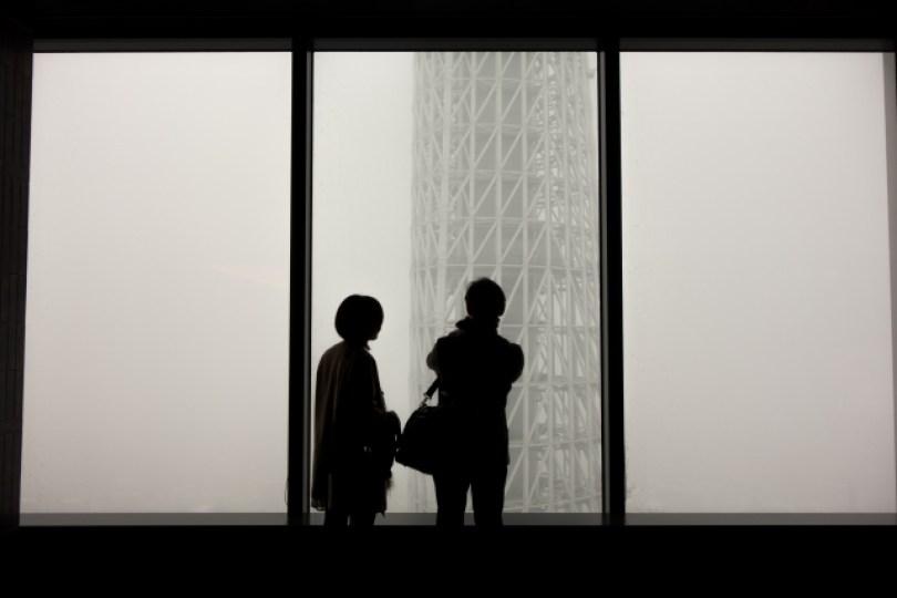 犀利作家鹤见济全新力作《请你离我远一点》|2 观点大谈“好情人”界定 内容图1 女神网-大潮社TV实时追踪属于女人新资讯的综合网站! 犀利作家鹤见济全新力作《请你离我远一点》|2 观点大谈“好情人”界定 新学堂 图1张