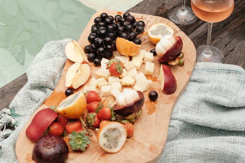 饮控族嘴馋该怎么吃？营养师建议 5 种解馋零食，健康又有饱足感 乐生活 图1张