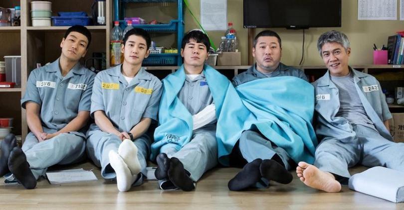 盘点 Netflix 11 部人生必看韩剧!IMDb 高分代表作,重温韩流时光 内容图6 女神网-大潮社TV实时追踪属于女人新资讯的综合网站! 盘点 Netflix 11 部人生必看韩剧!IMDb 高分代表作,重温韩流时光 新学堂 图6张