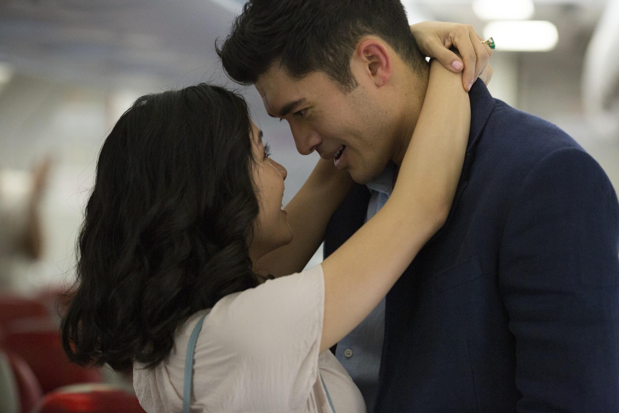 情人节电影特辑:不被悲剧打坏好心情,3 部好结局的浪漫电影 内容图1 女神网-大潮社TV实时追踪属于女人新资讯的综合网站! 情人节电影特辑:不被悲剧打坏好心情,3 部好结局的浪漫电影 新学堂 图1张