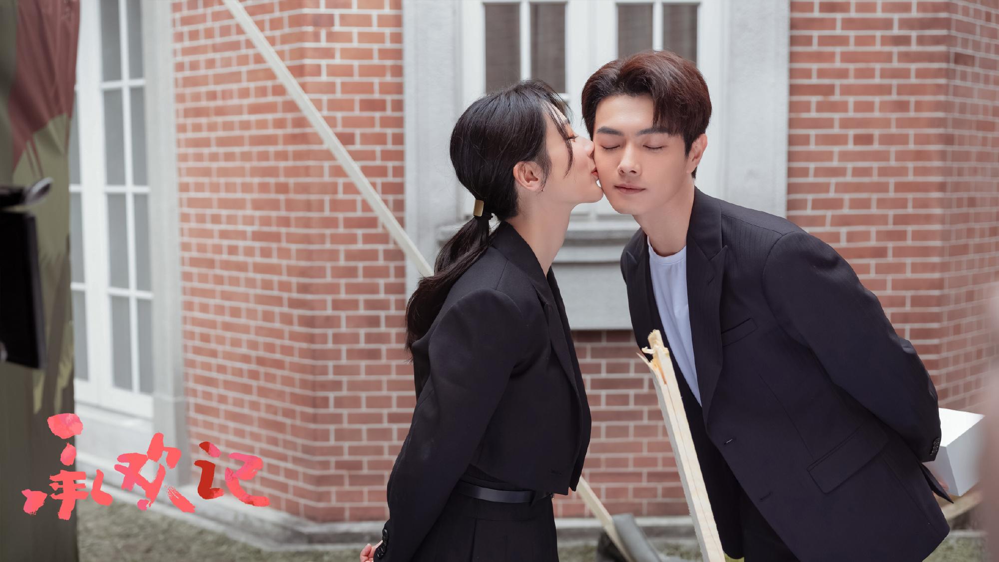 “人要为自己活着,你,只有你自己。”《承欢记》:试着理解彼此,在家庭与自我间找到平衡 内容图3 女神网-大潮社TV实时追踪属于女人新资讯的综合网站! “人要为自己活着,你,只有你自己。”《承欢记》:试着理解彼此,在家庭与自我间找到平衡 新学堂 图3张