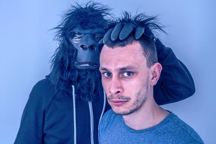 “她以我想要的方式看待我。”谈《驯鹿宝贝》中的阳刚社群与有毒男子气概 内容图5 女神网-大潮社TV实时追踪属于女人新资讯的综合网站! “她以我想要的方式看待我。”谈《驯鹿宝贝》中的阳刚社群与有毒男子气概 新学堂 图5张