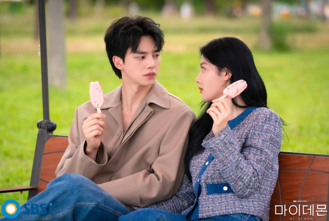 “忠诚!”近年 3 位入伍服役的大势韩国演员,等待让剧迷更加期待 内容图3 女神网-大潮社TV实时追踪属于女人新资讯的综合网站! “忠诚!”近年 3 位入伍服役的大势韩国演员,等待让剧迷更加期待 新学堂 图3张