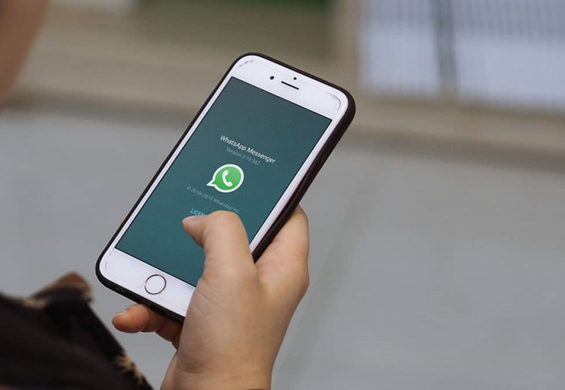 News I 你还用着旧手机？Android 4.0.4设备和iPhone 6S被WhatsApp放弃了！ 更多热点 图1张