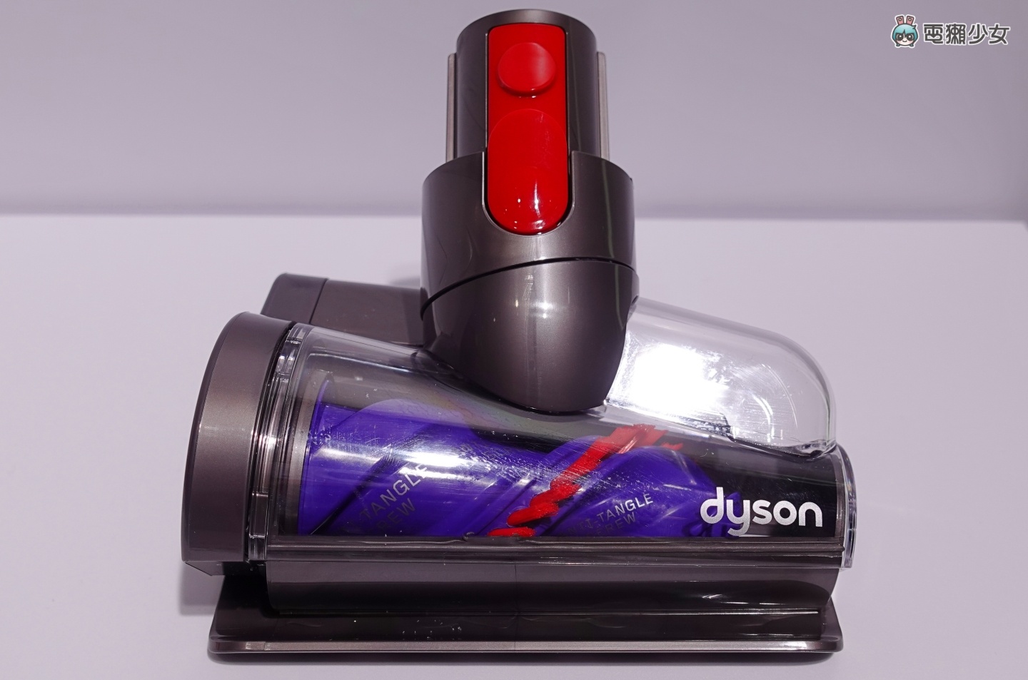 出门|Dyson V12 Detect Slim 手持吸尘器正式登台!雷射侦测、声学感应及灰尘分类统计 三大功能有感升级! 内容图11 潮品文-大潮社旗下实时最新热点娱乐时尚数码等新闻资讯网站! 出门|Dyson V12 Detect Slim 手持吸尘器正式登台!雷射侦测、声学感应及灰尘分类统计 三大功能有感升级!