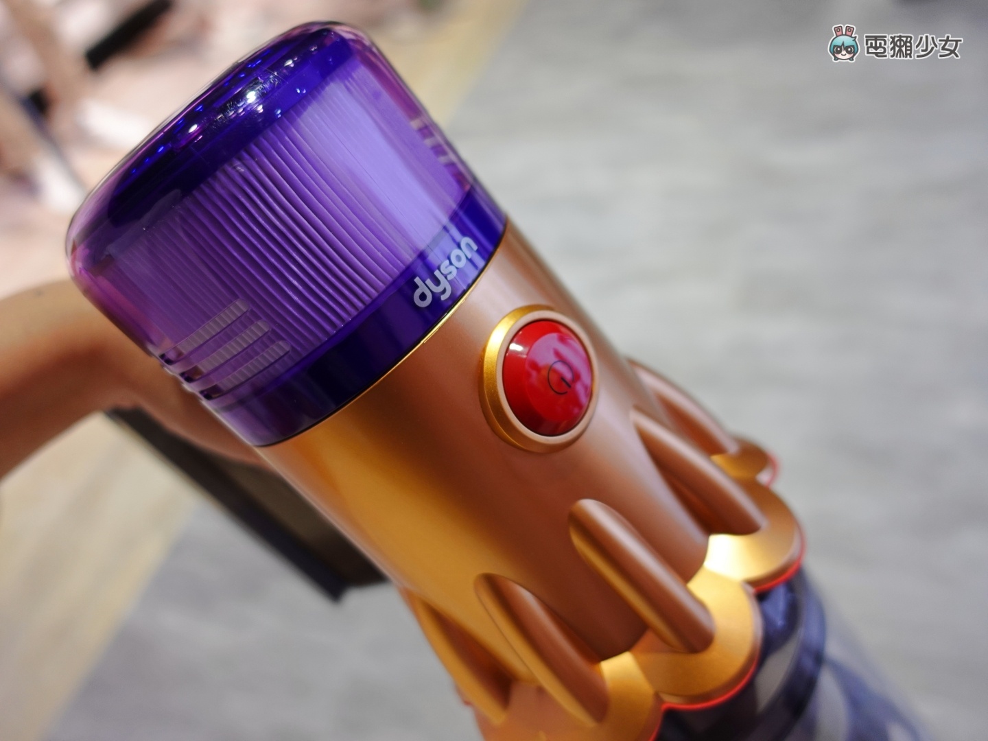 出门|Dyson V12 Detect Slim 手持吸尘器正式登台!雷射侦测、声学感应及灰尘分类统计 三大功能有感升级! 内容图15 潮品文-大潮社旗下实时最新热点娱乐时尚数码等新闻资讯网站! 出门|Dyson V12 Detect Slim 手持吸尘器正式登台!雷射侦测、声学感应及灰尘分类统计 三大功能有感升级!