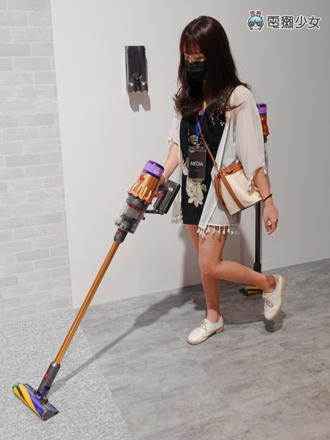 出门|Dyson V12 Detect Slim 手持吸尘器正式登台!雷射侦测、声学感应及灰尘分类统计 三大功能有感升级! 内容图16 潮品文-大潮社旗下实时最新热点娱乐时尚数码等新闻资讯网站! 出门|Dyson V12 Detect Slim 手持吸尘器正式登台!雷射侦测、声学感应及灰尘分类统计 三大功能有感升级!