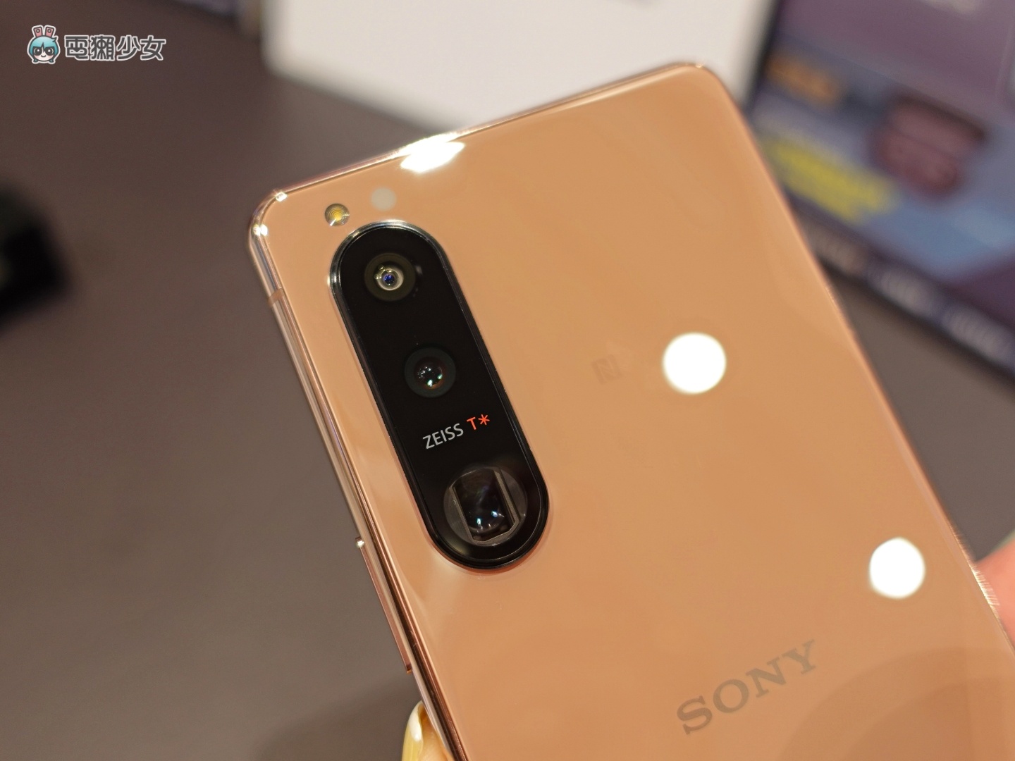 出门|Sony Xperia 5 III 超合手旗舰机登台!物件关注对焦功能抢先试玩 本周五开放预购 售价 NT$29,990 内容图8 潮品文-大潮社旗下实时最新热点娱乐时尚数码等新闻资讯网站! 出门|Sony Xperia 5 III 超合手旗舰机登台!物件关注对焦功能抢先试玩 本周五开放预购 售价 NT$29,990