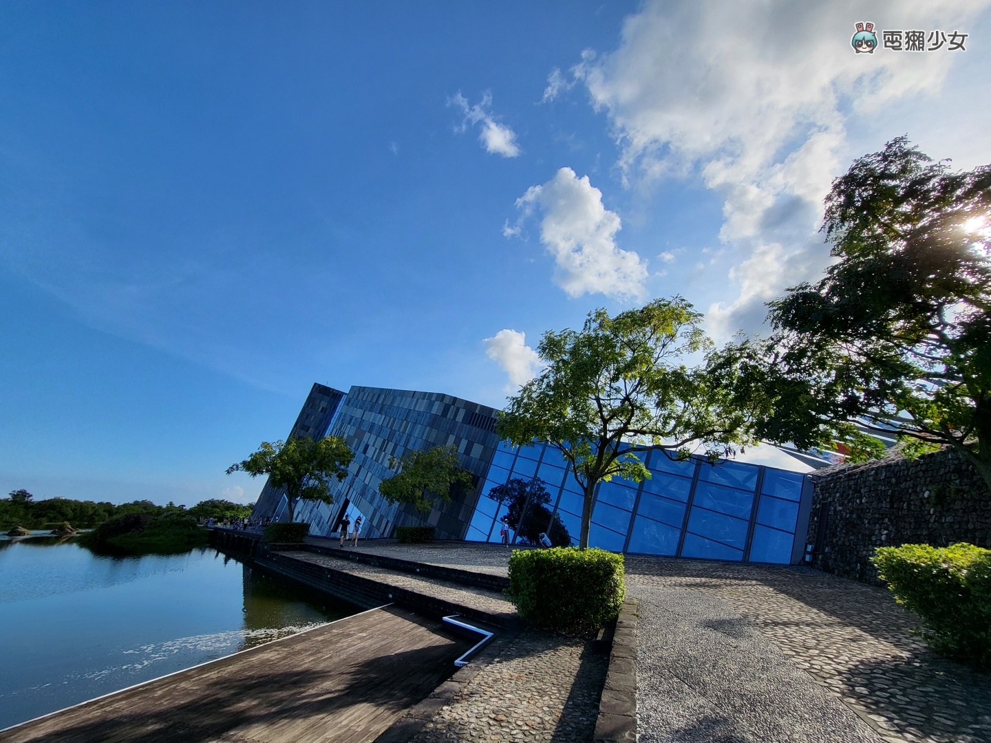 三星双折叠机 Galaxy Z Flip3 5G 和 Galaxy Z Fold3 5G 开箱体验,加入防水、S Pen手写功能更齐全,价格也更亲民 内容图40 潮品文-大潮社旗下实时最新热点娱乐时尚数码等新闻资讯网站! 三星双折叠机 Galaxy Z Flip3 5G 和 Galaxy Z Fold3 5G 开箱体验,加入防水、S Pen手写功能更齐全,价格也更亲民