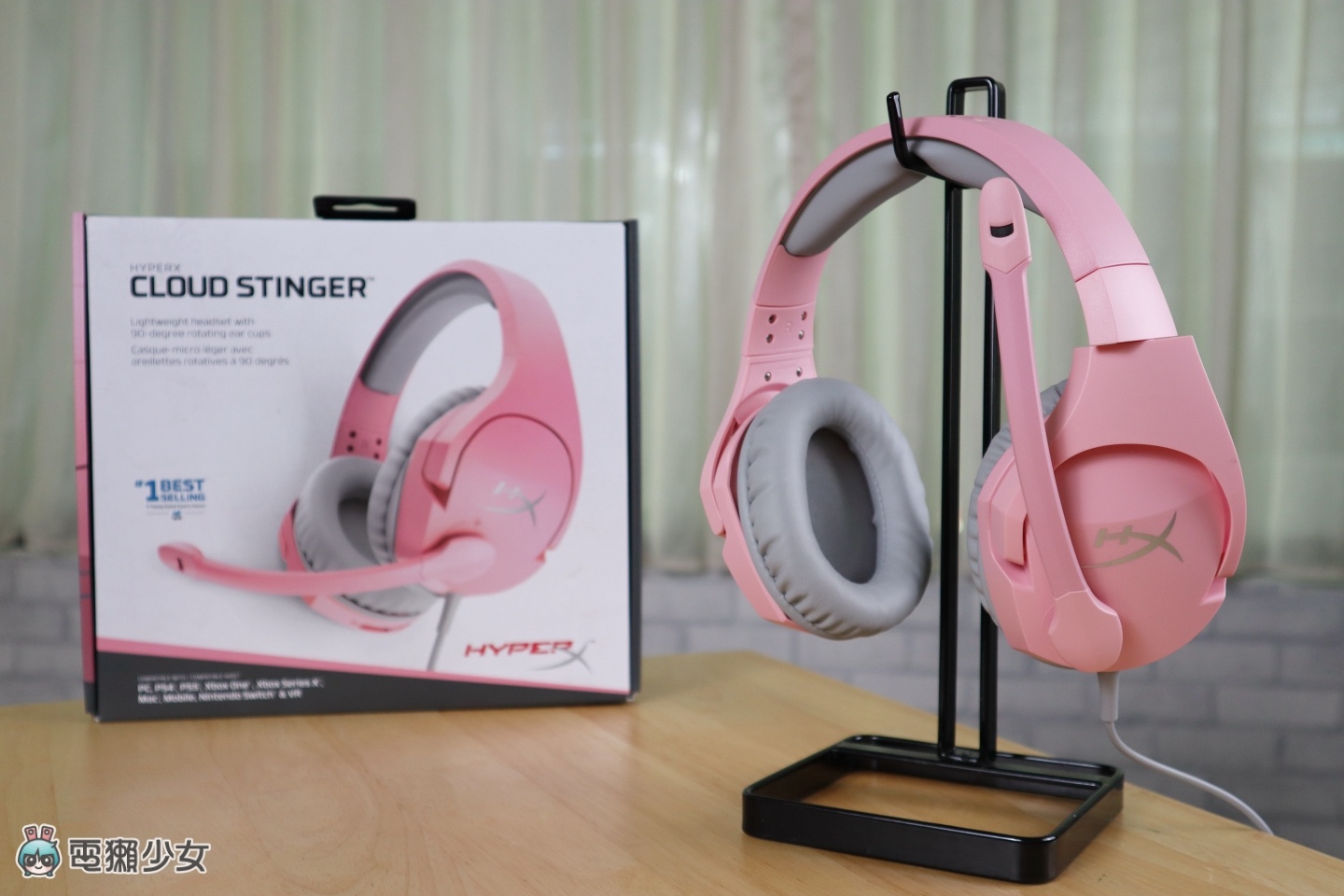 HyperX 最经典的‘ Cloud Stinger 系列 ’也出粉红色耳机！主打轻量化设计，打游戏也要很可爱