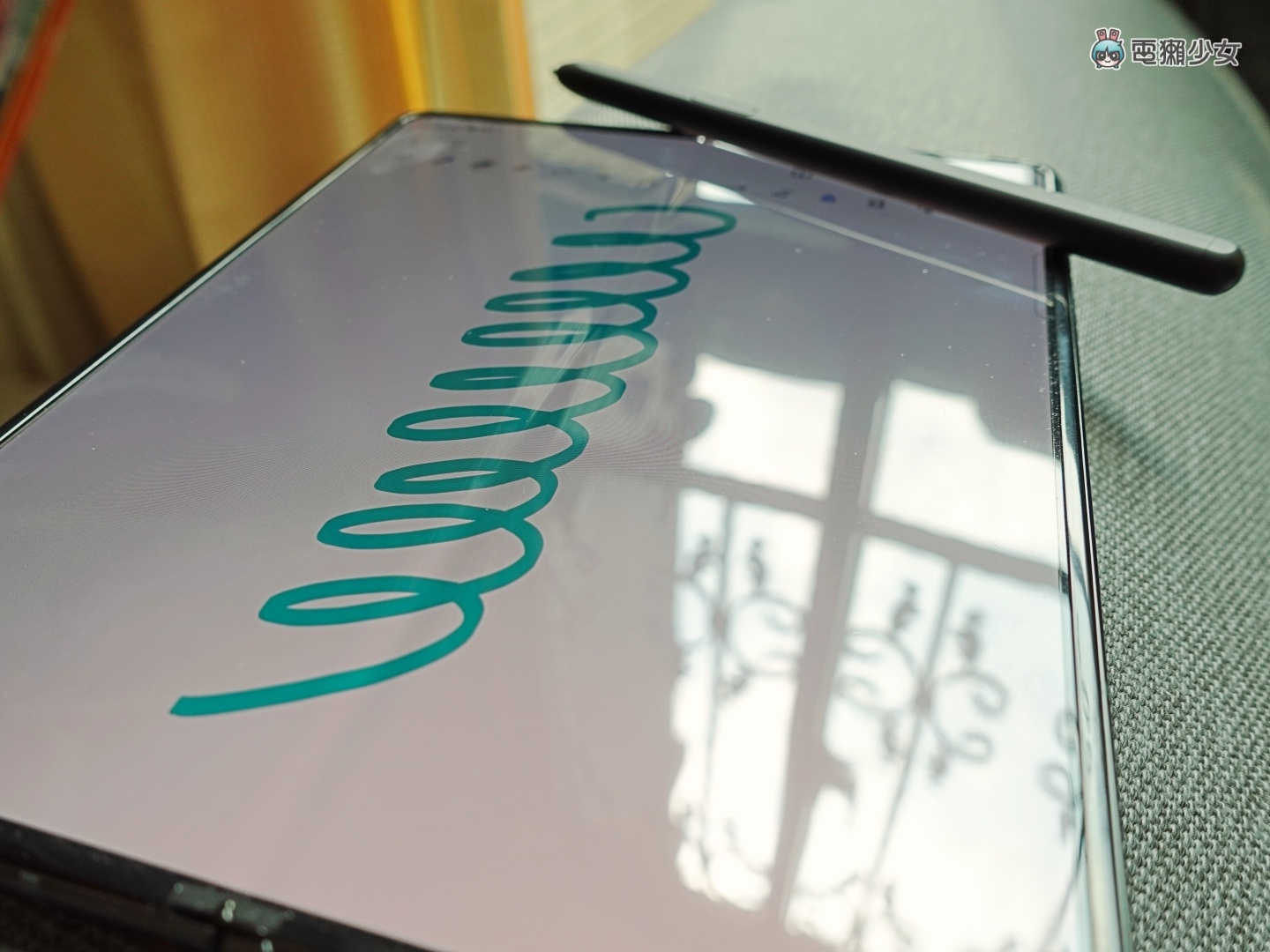 三星双折叠机 Galaxy Z Flip3 5G 和 Galaxy Z Fold3 5G 开箱体验,加入防水、S Pen手写功能更齐全,价格也更亲民 内容图19 潮品文-大潮社旗下实时最新热点娱乐时尚数码等新闻资讯网站! 三星双折叠机 Galaxy Z Flip3 5G 和 Galaxy Z Fold3 5G 开箱体验,加入防水、S Pen手写功能更齐全,价格也更亲民