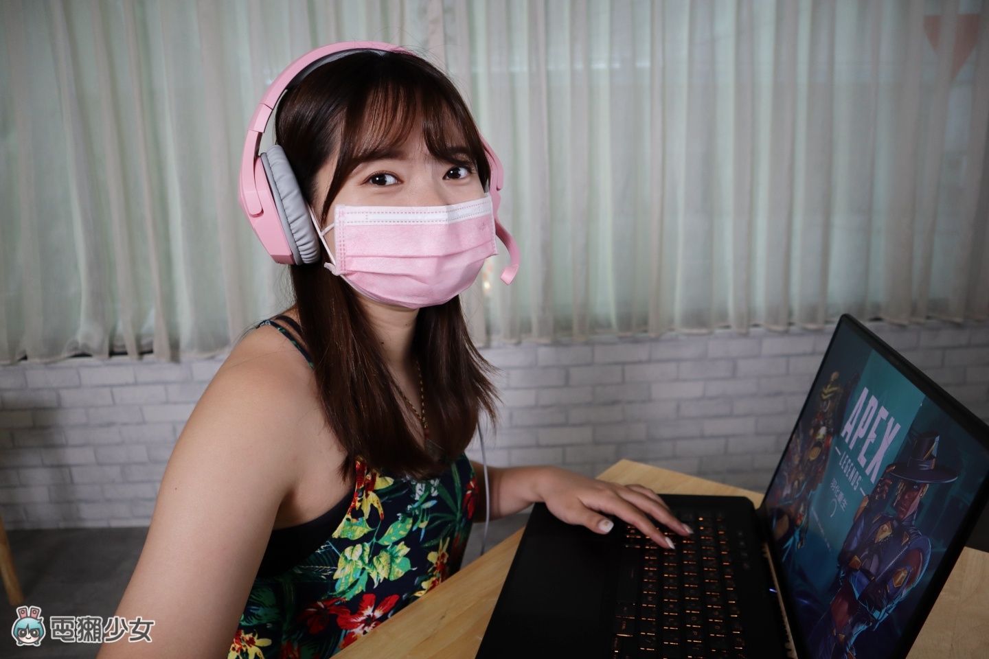 HyperX 最经典的‘ Cloud Stinger 系列 ’也出粉红色耳机！主打轻量化设计，打游戏也要很可爱