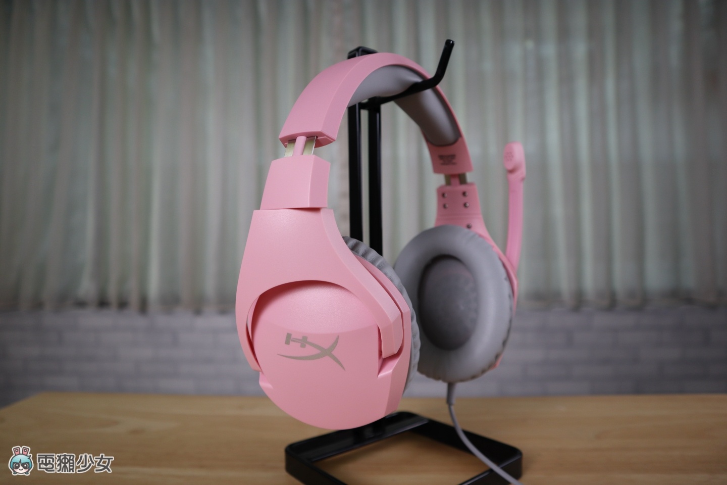HyperX 最经典的‘ Cloud Stinger 系列 ’也出粉红色耳机！主打轻量化设计，打游戏也要很可爱