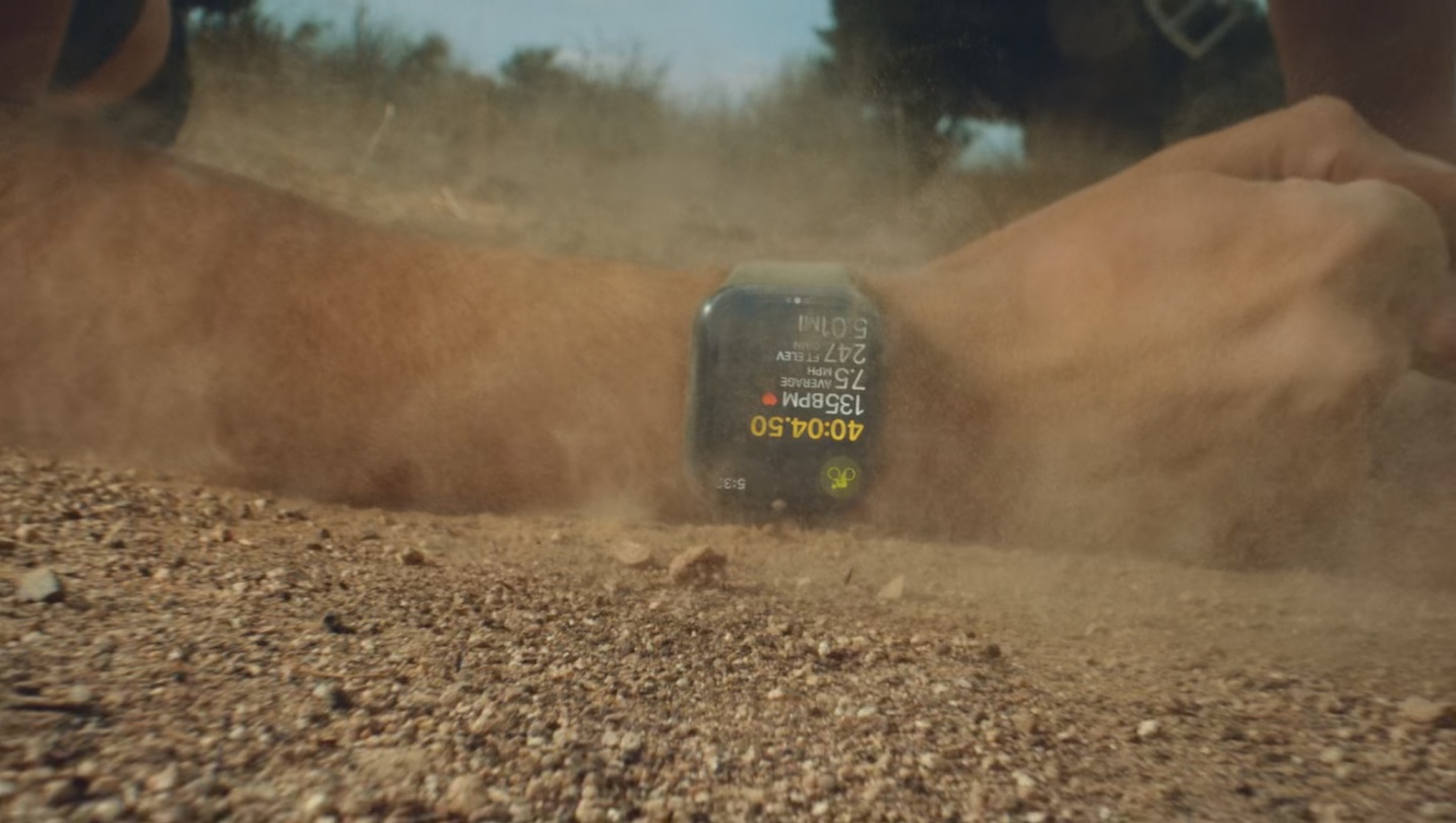 Apple Watch Series 7 来了!拥有更大的萤幕、圆润的边框,会是目前‘ 最耐用 ’的 Apple Watch 内容图5 潮品文-大潮社旗下实时最新热点娱乐时尚数码等新闻资讯网站! Apple Watch Series 7 来了!拥有更大的萤幕、圆润的边框,会是目前‘ 最耐用 ’的 Apple Watch