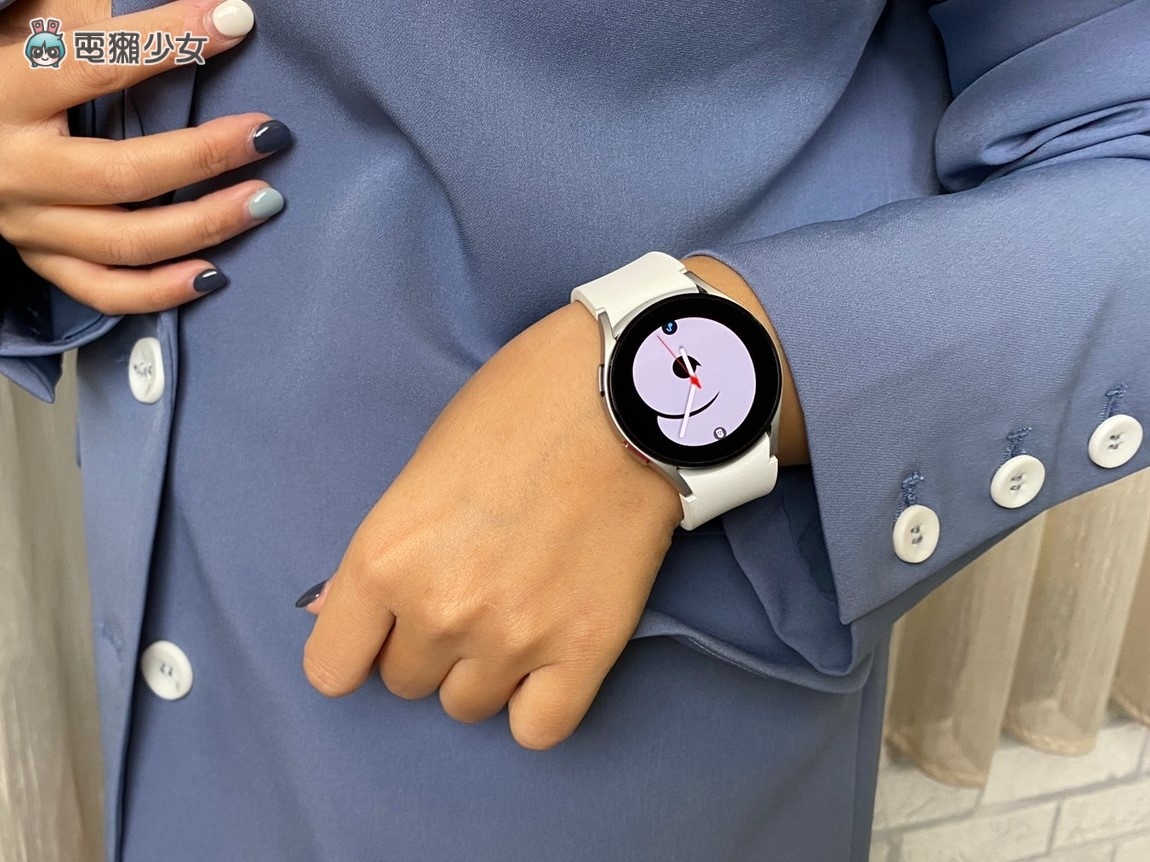 开箱|超进化!三星 Galaxy Watch4 系列 可以下载 App 好方便!同场加映三星 Galaxy Buds2 开箱 内容图24 潮品文-大潮社旗下实时最新热点娱乐时尚数码等新闻资讯网站! 开箱|超进化!三星 Galaxy Watch4 系列 可以下载 App 好方便!同场加映三星 Galaxy Buds2 开箱