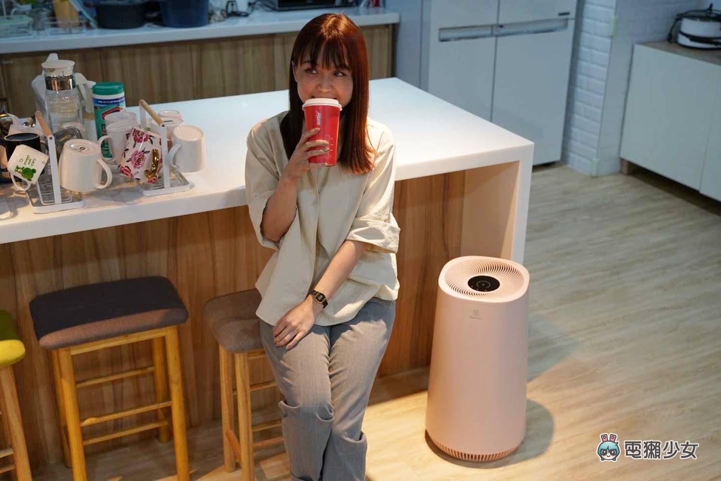 開箱|這台好紅!伊萊克斯 Flow A4 UV 抗菌空氣清淨機,居家空氣的守護神 内容图6 潮品文-大潮社旗下实时最新热点娱乐时尚数码等新闻资讯网站! 開箱|這台好紅!伊萊克斯 Flow A4 UV 抗菌空氣清淨機,居家空氣的守護神