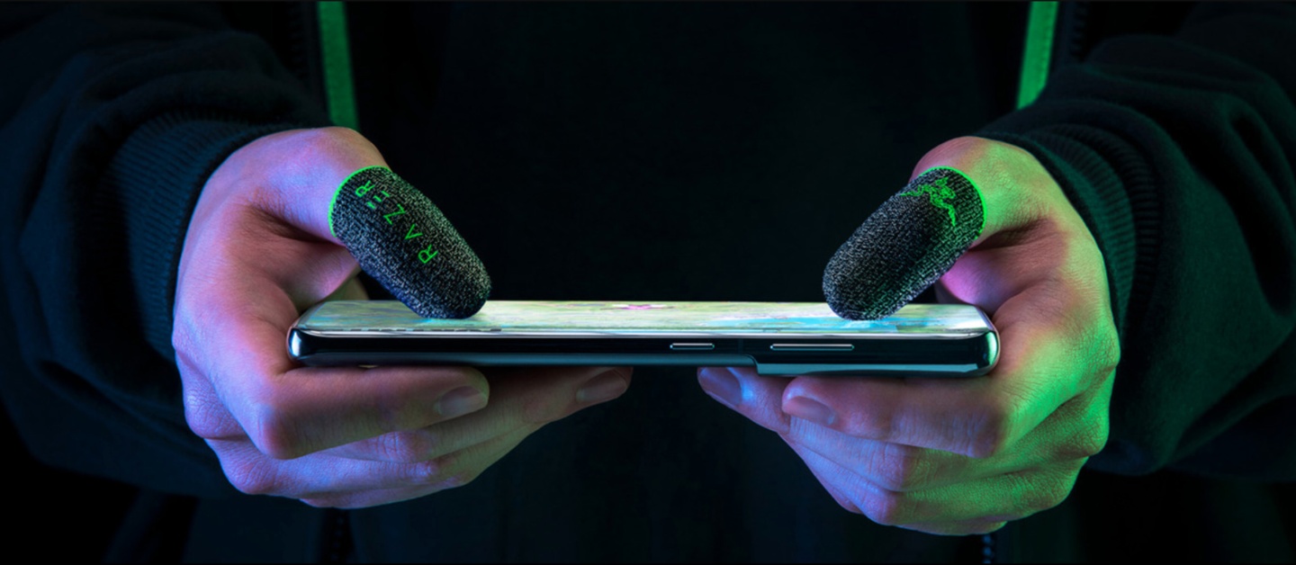 手汗人的救星？Razer 推‘ 电竞指套 ’打游戏不用再怕萤幕淹水！