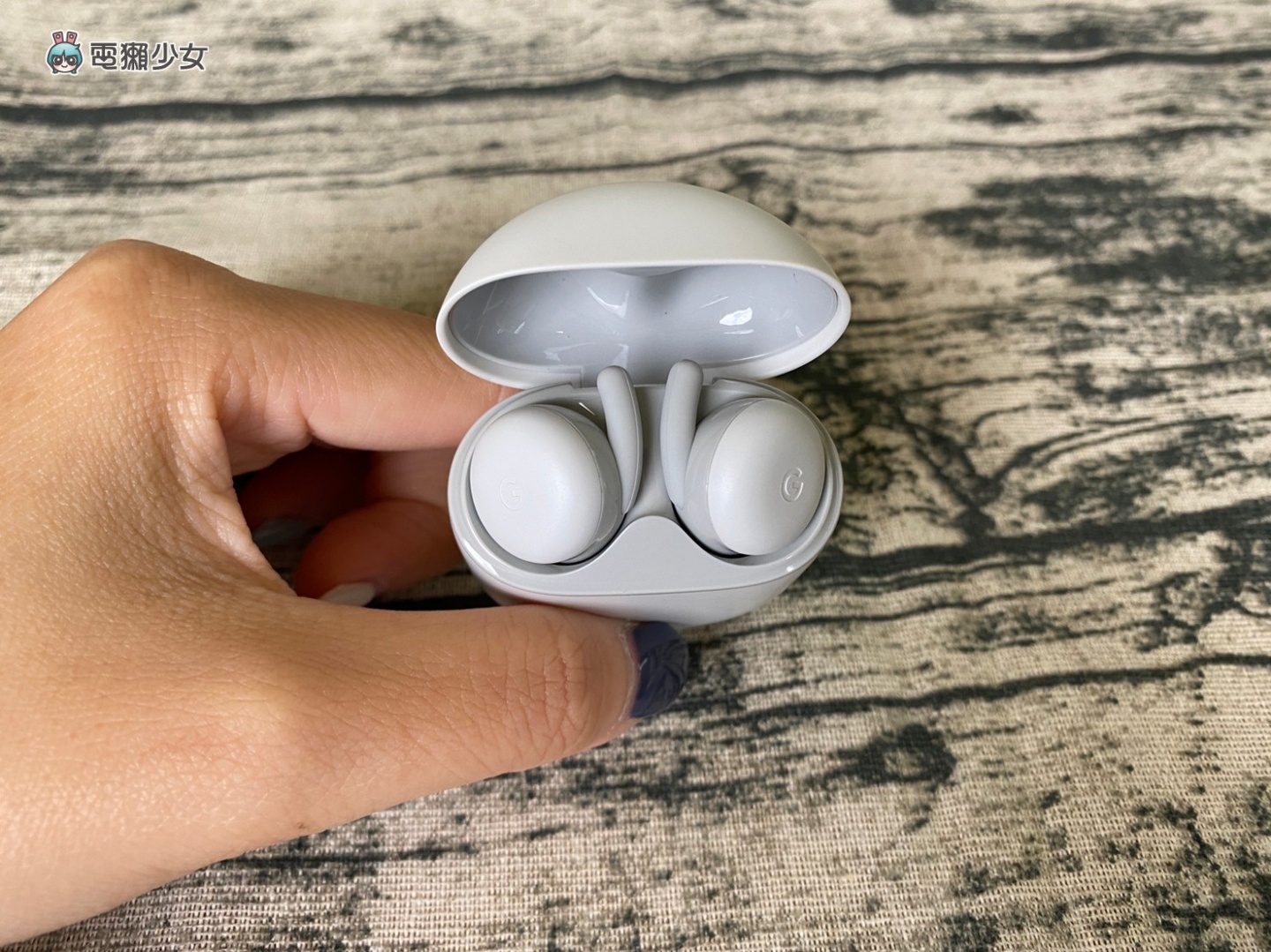开箱|超聪明!Google Pixel Buds A-Series 开箱 会翻译、导航、算数学、换汇率的高 CP 值耳机 内容图7 潮品文-大潮社旗下实时最新热点娱乐时尚数码等新闻资讯网站! 开箱|超聪明!Google Pixel Buds A-Series 开箱 会翻译、导航、算数学、换汇率的高 CP 值耳机
