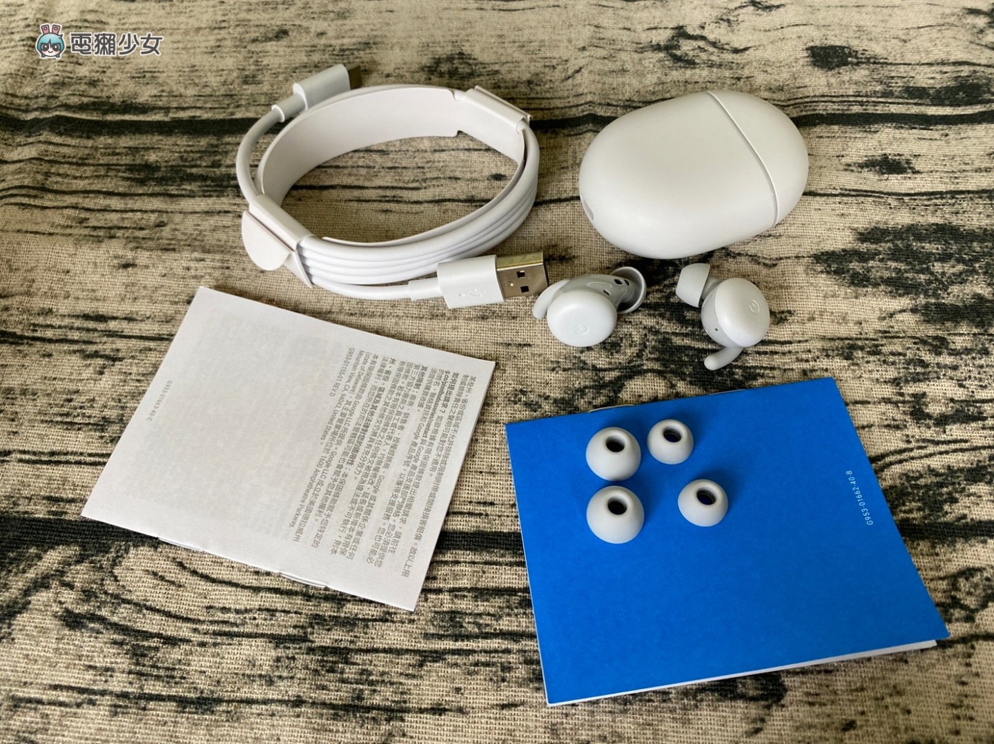 开箱|超聪明!Google Pixel Buds A-Series 开箱 会翻译、导航、算数学、换汇率的高 CP 值耳机 内容图9 潮品文-大潮社旗下实时最新热点娱乐时尚数码等新闻资讯网站! 开箱|超聪明!Google Pixel Buds A-Series 开箱 会翻译、导航、算数学、换汇率的高 CP 值耳机