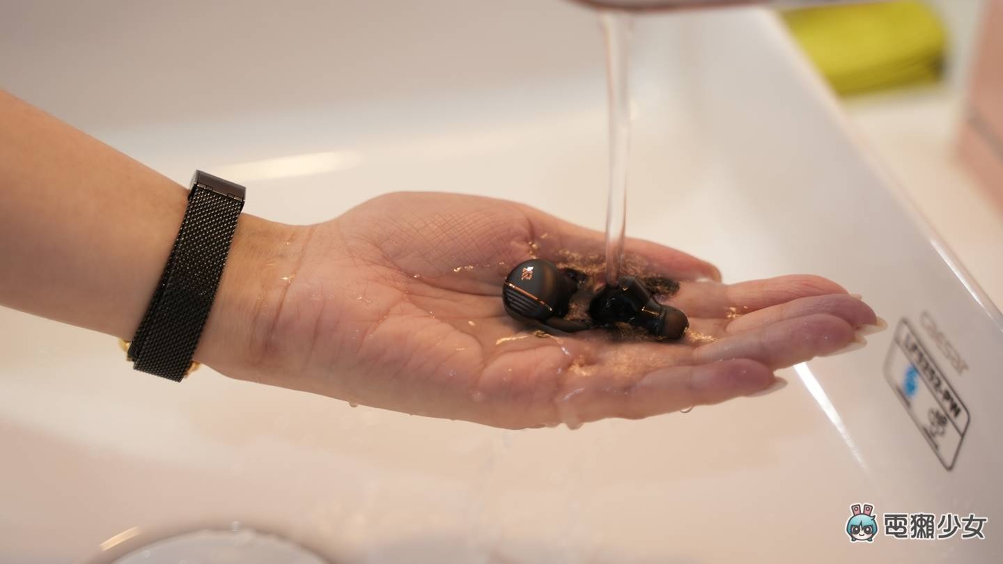 开箱|真无线耳机界黑马 XROUND 的第一副主动降噪耳机 FORGE 与 FORGE NC,使用心得与特色整理讲解 内容图7 潮品文-大潮社旗下实时最新热点娱乐时尚数码等新闻资讯网站! 开箱|真无线耳机界黑马 XROUND 的第一副主动降噪耳机 FORGE 与 FORGE NC,使用心得与特色整理讲解