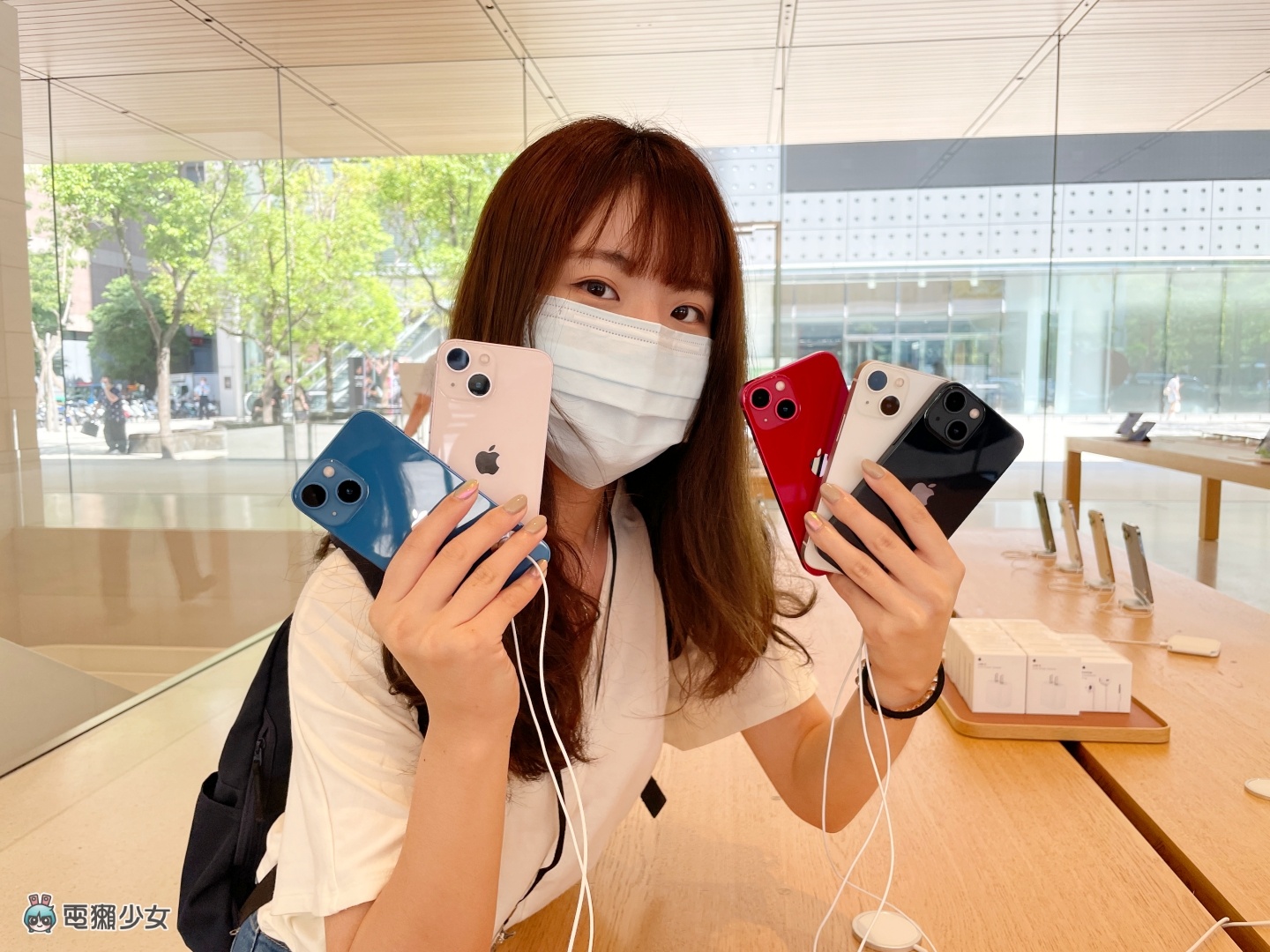 iPhone 13 全系列颜色解析!粉色、天峰蓝真的很好看 跟 iPhone 12 的相似色差多少? 内容图1 潮品文-大潮社旗下实时最新热点娱乐时尚数码等新闻资讯网站! iPhone 13 全系列颜色解析!粉色、天峰蓝真的很好看 跟 iPhone 12 的相似色差多少?