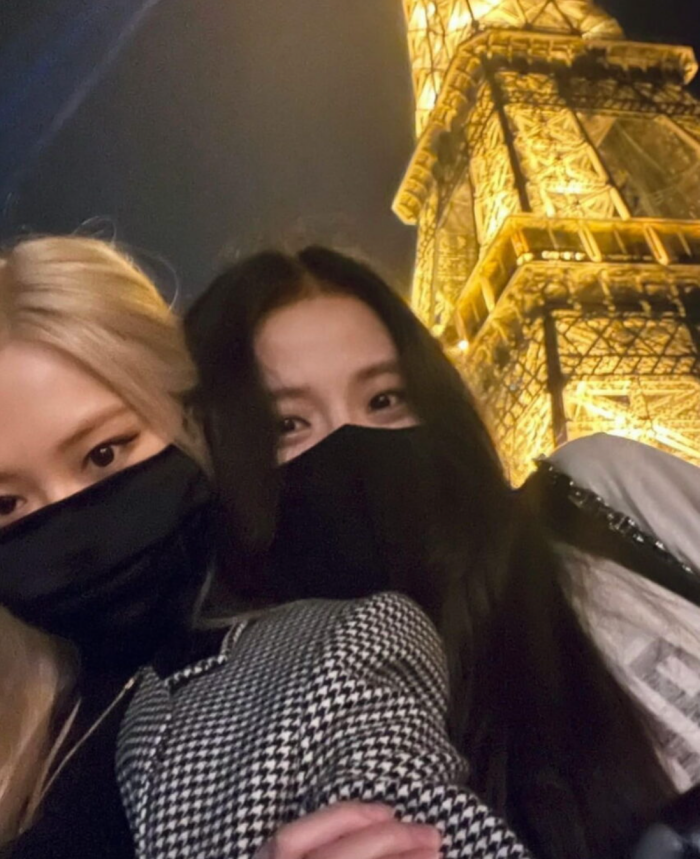 Style｜大方露长腿！Blackpink Rosé和Jisoo性感亮相巴黎时尚周！ 更多热点 图5张