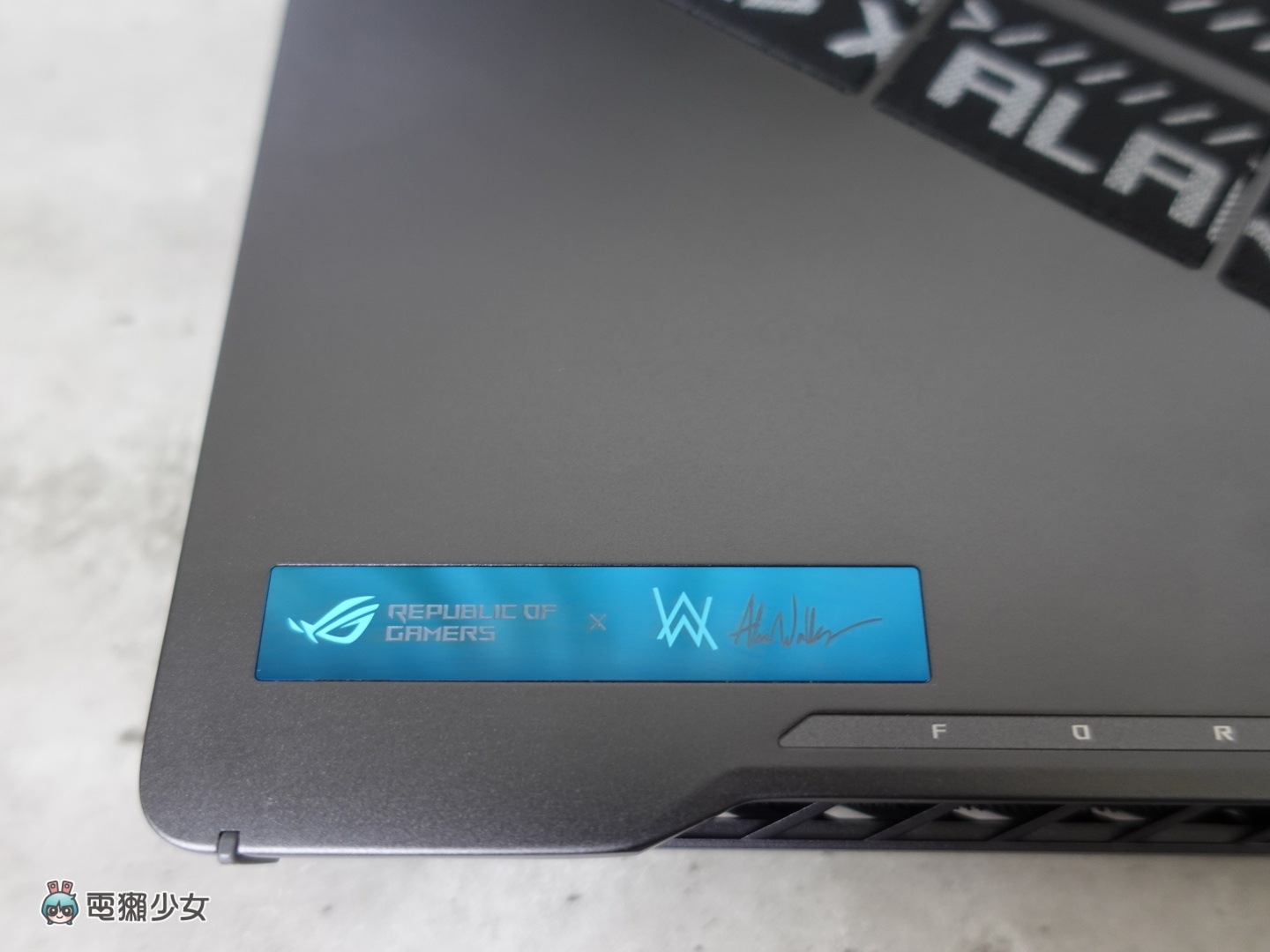 好帅又好玩！ROG x Alan Walker 联名款笔电‘ ROG Zephyrus G14 AW SE ’开箱！外盒还可以一秒变 DJ 数码科技 图11张