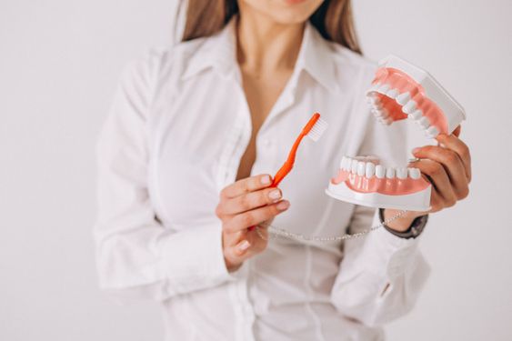 Tips I 你可能每天都在无效刷牙？5 种刷了等于白刷的方式 更多热点 图2张