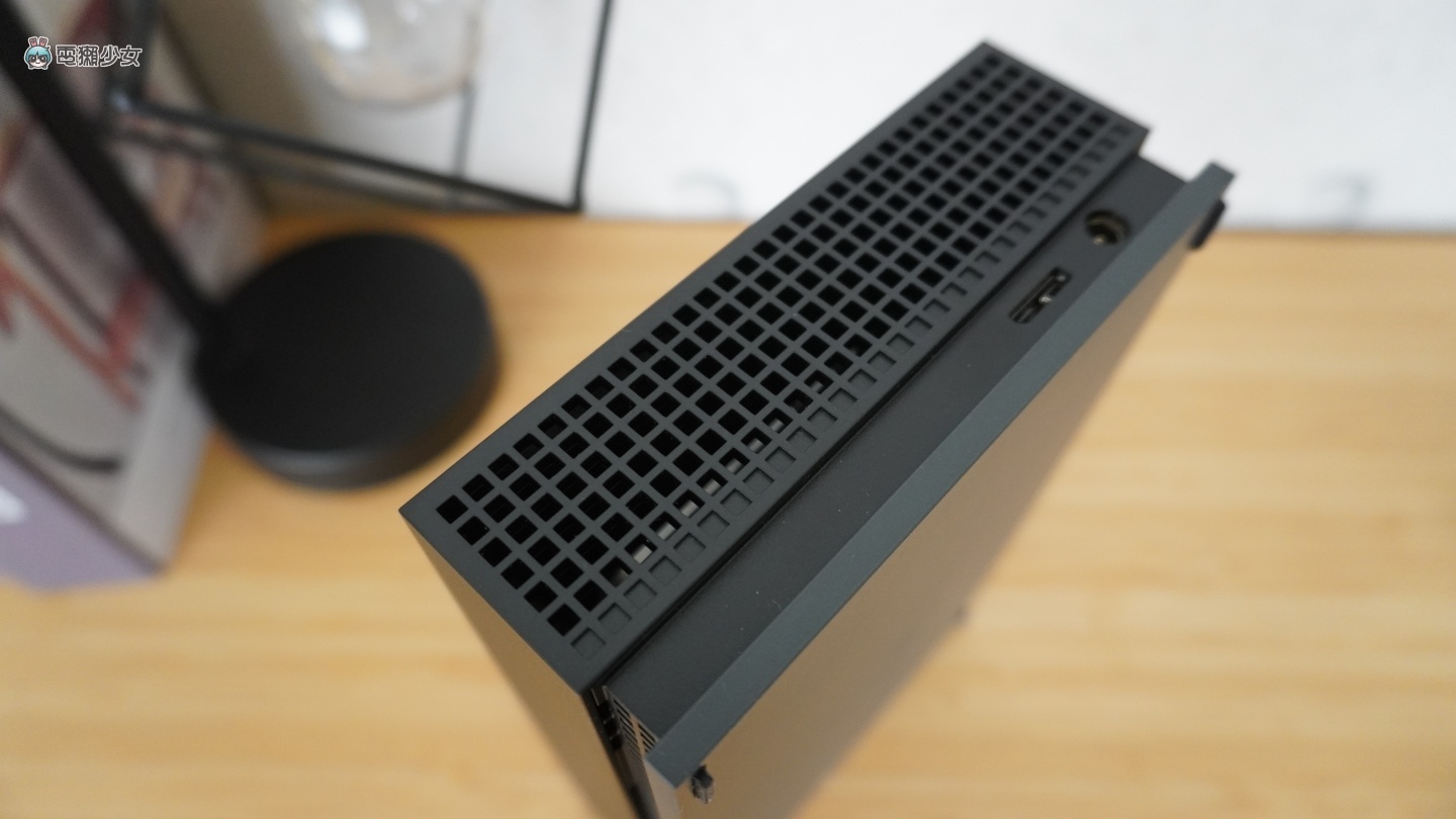 开箱|我的外接硬碟超炫!Seagate FireCuda Gaming Hub 大容量 还有超帅电竞灯效 内容图5 潮品文-大潮社旗下实时最新热点娱乐时尚数码等新闻资讯网站! 开箱|我的外接硬碟超炫!Seagate FireCuda Gaming Hub 大容量 还有超帅电竞灯效