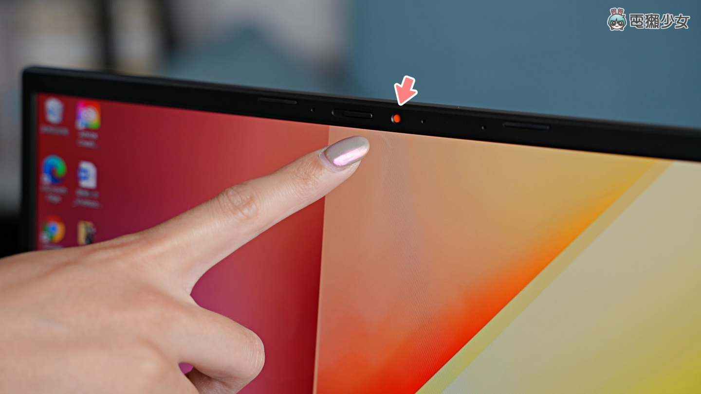 华硕平价 OLED 笔电‘ ASUS Vivobook Pro 14 OLED ’开箱！规格升级幅度超有感 三万五挑笔电就选它