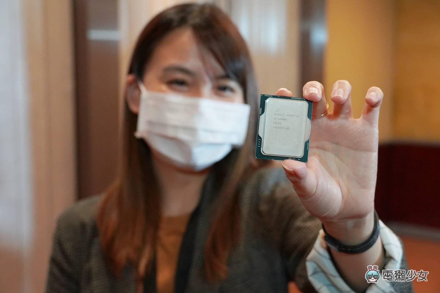 出门|英特尔发表第 12 代 Intel Core,最强游戏处理器 i9-12900K 来啰! 内容图1 潮品文-大潮社旗下实时最新热点娱乐时尚数码等新闻资讯网站! 出门|英特尔发表第 12 代 Intel Core,最强游戏处理器 i9-12900K 来啰!