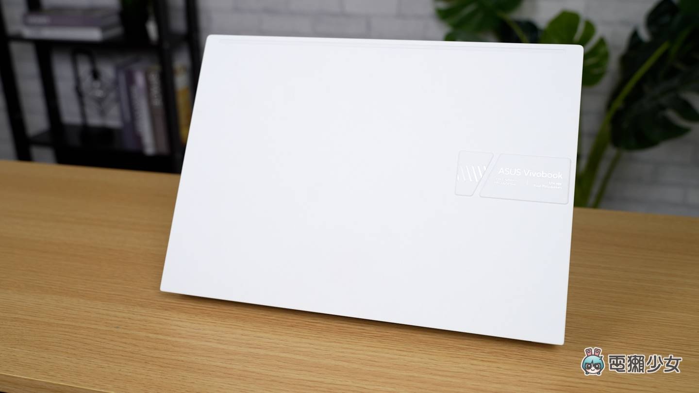 持修代言！2021 华硕潮流创作者笔电 Vivobook Pro X 开箱！4K OLED 萤幕与 AMD 与 Intel 双版本处理器