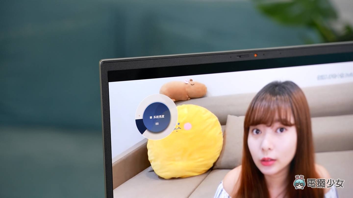 持修代言！2021 华硕潮流创作者笔电 Vivobook Pro X 开箱！4K OLED 萤幕与 AMD 与 Intel 双版本处理器