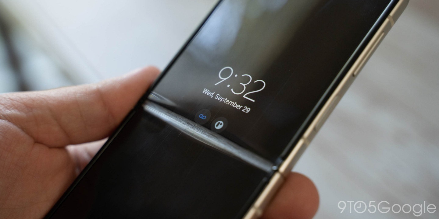 三星折叠手机‘ 耐用性 ’遭质疑,三星释出测试影片来证明其耐用程度 内容图2 潮品文-大潮社旗下实时最新热点娱乐时尚数码等新闻资讯网站! 三星折叠手机‘耐用性’遭质疑,三星释出测试影片来证明其耐用程度