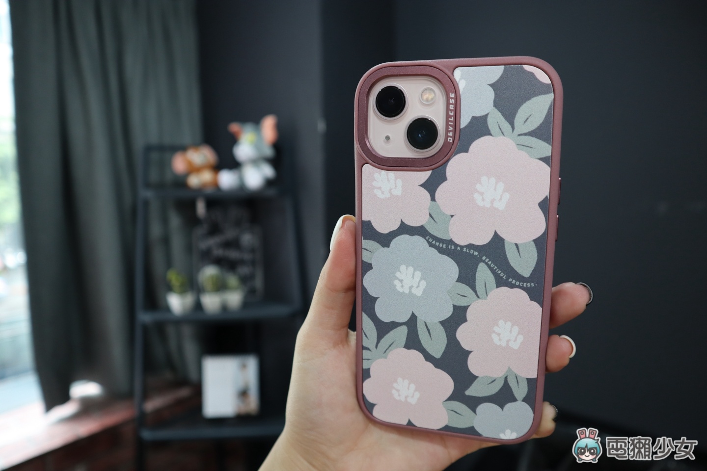 iPhone 13 摔落测试!装着 DEVILCASE 的‘ 恶魔防摔壳 PRO ’镜头防护加高 保护力更升级 内容图7 潮品文-大潮社旗下实时最新热点娱乐时尚数码等新闻资讯网站! iPhone 13 摔落测试!装着 DEVILCASE 的‘ 恶魔防摔壳 PRO ’镜头防护加高 保护力更升级