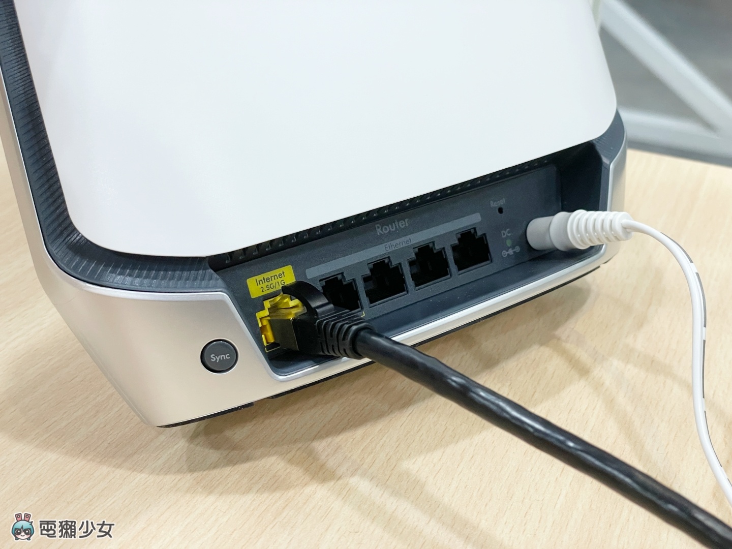 评测|跨楼层也不减网速‘ Netgear Orbi AX6000 三频 Mesh Wi-Fi ’范围超大覆盖无死角! 内容图13 潮品文-大潮社旗下实时最新热点娱乐时尚数码等新闻资讯网站! 评测|跨楼层也不减网速‘ Netgear Orbi AX6000 三频 Mesh Wi-Fi ’范围超大覆盖无死角!