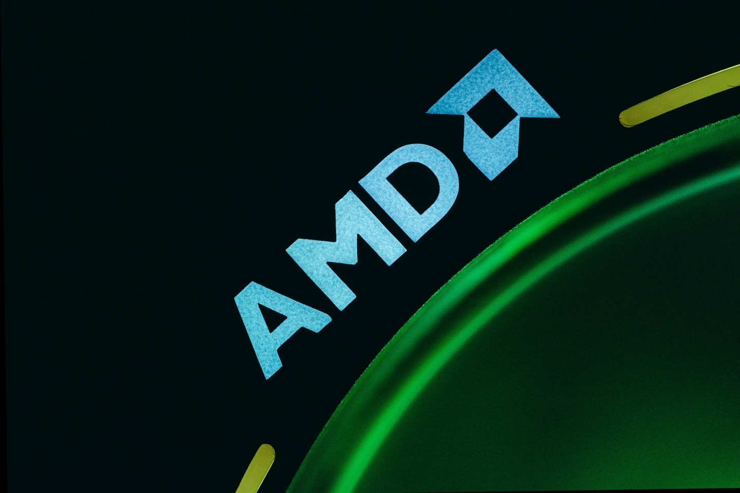 先别急着安装!AMD 证实升级 Windows 11 会传出灾情!效能最多有可能降低 15% 内容图1 潮品文-大潮社旗下实时最新热点娱乐时尚数码等新闻资讯网站! 先别急着安装!AMD 证实升级 Windows 11 会传出灾情!效能最多有可能降低 15%