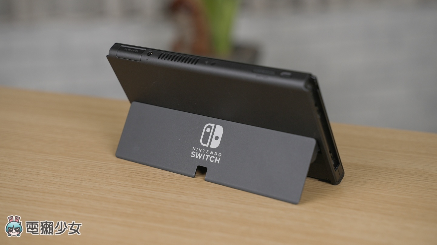 Switch OLED 开箱!跟上一代哪里不同?该升级吗?热门 QA 帮你解答! 内容图7 潮品文-大潮社旗下实时最新热点娱乐时尚数码等新闻资讯网站! Switch OLED 开箱!跟上一代哪里不同?该升级吗?热门 QA 帮你解答!